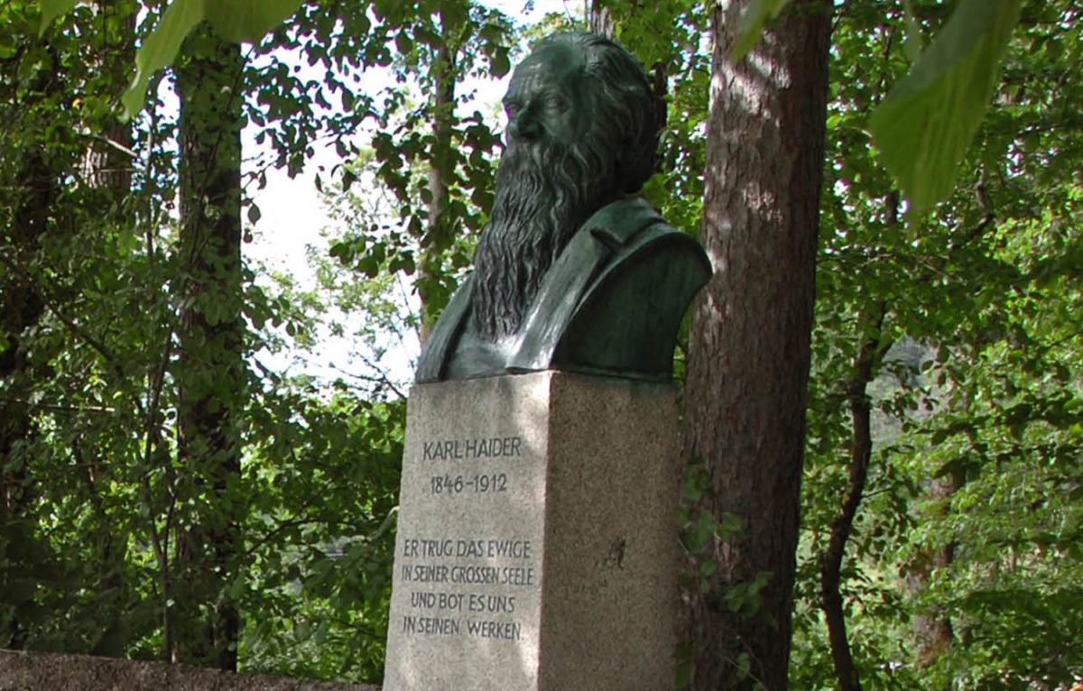 Aktivitäten Hochburg